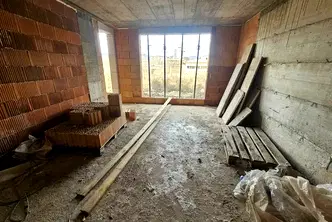 Тристаен апартамент в Кърджали, Център