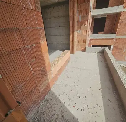 Photo 3 — 3-bedroom apartment in Kyrdjali, Centyr