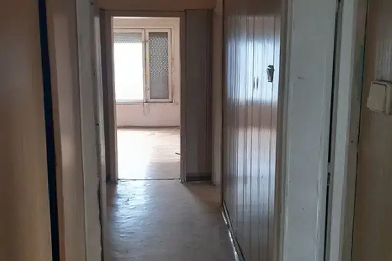 apartment in Kyrdjali, Centyr
