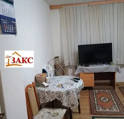 Снимка 3 — Двустаен апартамент в Кърджали, Веселчане
