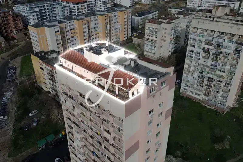 apartment in Kyrdjali, Vyzrojdenci