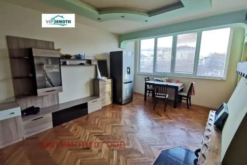 апартамент в Ловеч, Център