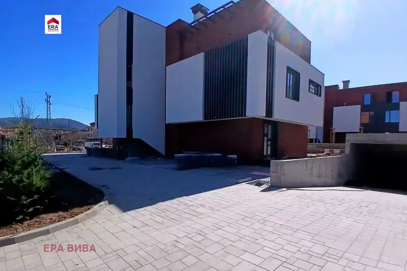 3-bedroom apartment in м-т Детски