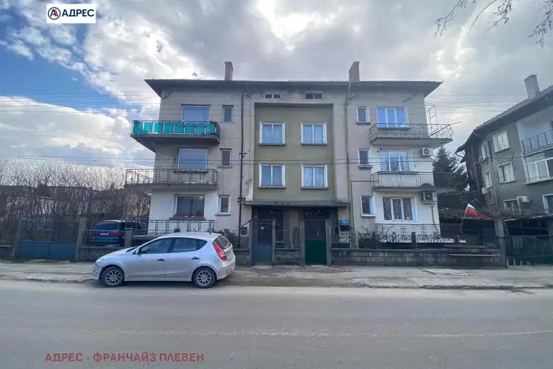 апартамент във Враца, Мездра