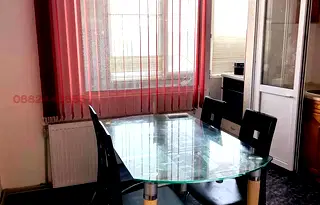 Тристаен апартамент в Монтана, Младост 2