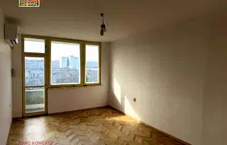 Двустаен апартамент в Монтана, Пъстрина