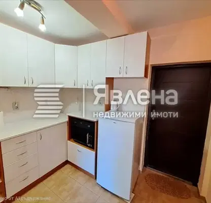 Снимка 4 — Тристаен апартамент в Бургас, Несебър
