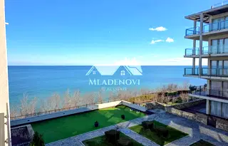 апартамент в Бургас, Обзор