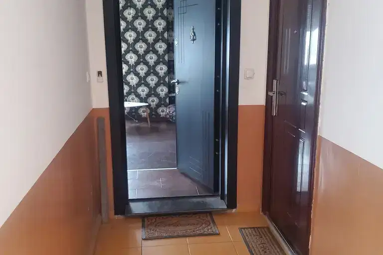 3-bedroom apartment in Pazardjik, Ustrem