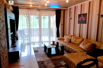 апартамент в Пазарджик, Запад