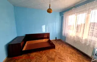 Двустаен апартамент в Перник, Изток