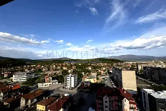 апартамент в Перник, Изток