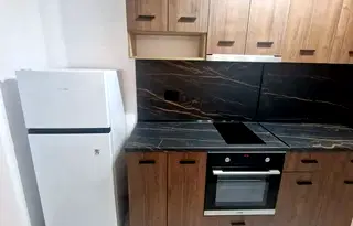 Двустаен апартамент в Перник, Изток