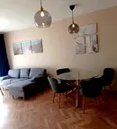 Тристаен апартамент в Перник, Изток