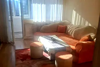 Двустаен апартамент в Перник, Твърди ливади