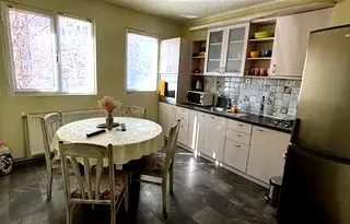 Тристаен апартамент в Плевен, Дружба 4