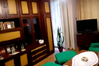 Тристаен апартамент в Плевен, Идеален център