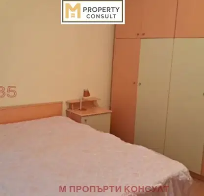 Снимка 2 — Двустаен апартамент в Плевен, Широк център