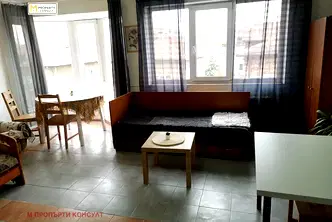 Двустаен апартамент в Плевен, Широк център