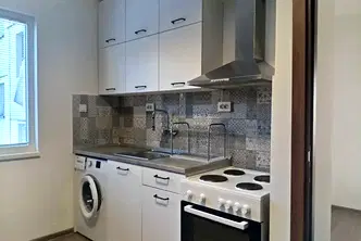 Двустаен апартамент в Плевен, Широк център