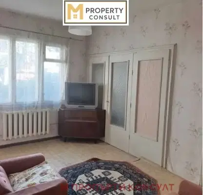 Снимка 4 — Многостаен апартамент в Плевен, Широк център