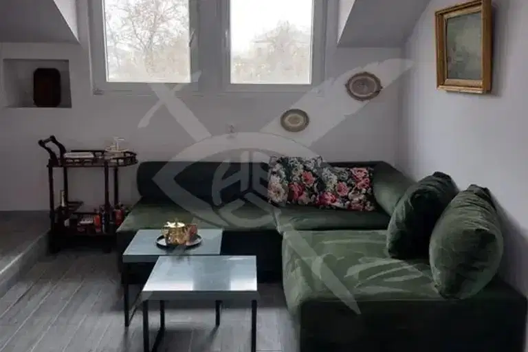Тристаен апартамент в Централна гара, Пловдив, 3-ти етаж