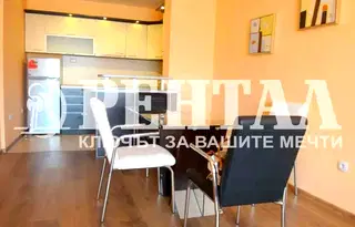 Просторен 2-стаен апартамент в Център, Пловдив с тераса