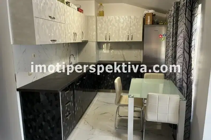3-bedroom apartment in Plovdiv, Centyr
