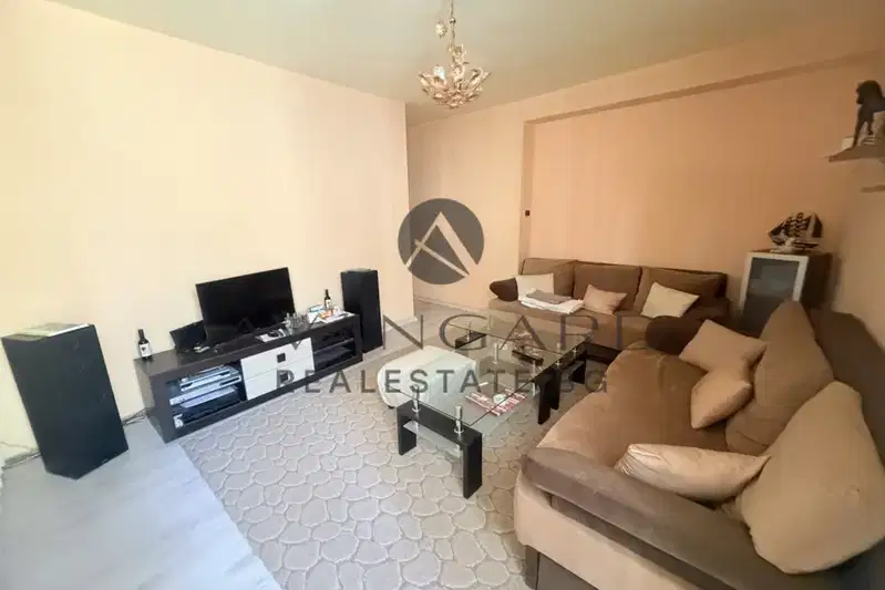 3-bedroom apartment in Plovdiv, Centyr