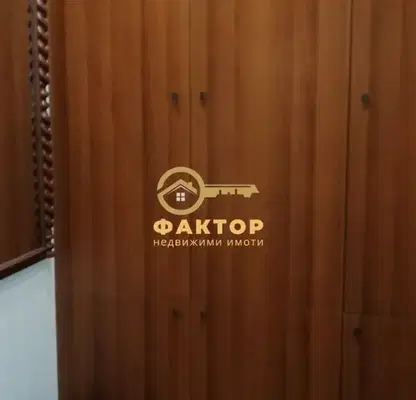 Снимка 3 — Тристаен апартамент с две тераси в Център, Пловдив