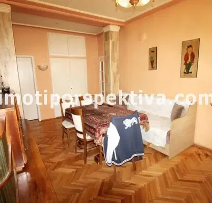 Снимка 3 — Апартамент 3 стаи в Център, Пловдив с гледка към река Марица
