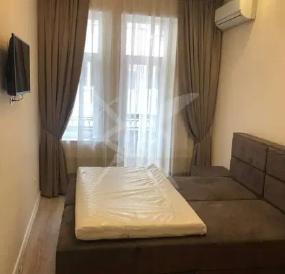 Снимка 4 — Тристаен апартамент 105 кв.м в центъра на Пловдив
