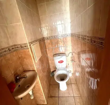 Снимка 5 — Тристаен апартамент с югозападно изложение в кв. Гагарин, Пловдив