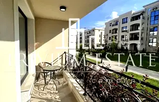 Двустаен апартамент с голяма тераса в Христо Смирненски, Пловдив