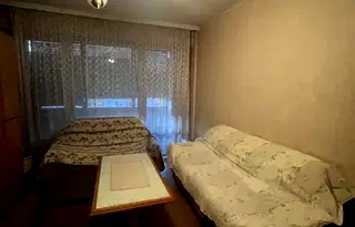 Двустаен апартамент на 2-ри етаж в панелен блок в Изгрев, Пловдив
