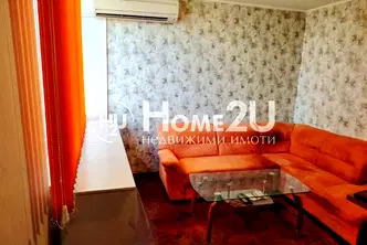 2-стаен апартамент с три отделни стаи в Изгрев, Пловдив