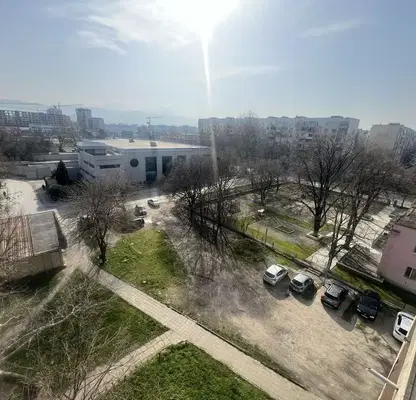Снимка 4 — Тристаен апартамент с две тераси в Изгрев, Пловдив