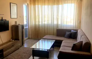 Тристаен апартамент в Каменица 2 с отделна кухня в Пловдив