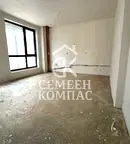 Двустаен апартамент с тераса в нова сграда в Кършияка, Пловдив