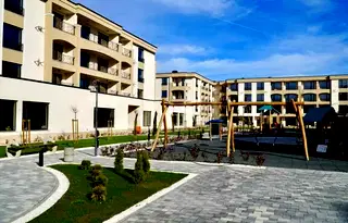 Тристаен апартамент с две тераси в Кършияка, Пловдив