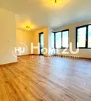 Тристаен апартамент с паркомясто в Кършияка, Пловдив