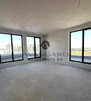 Тристаен апартамент с панорамна тераса в Кършияка, Пловдив