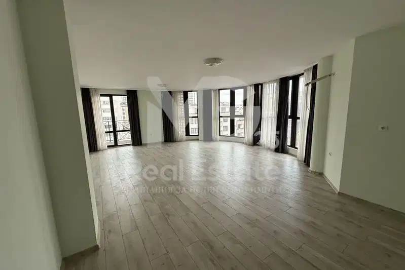 4-bedroom apartment in Plovdiv, Kyrshiyaka
