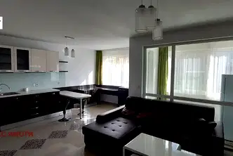 Двустаен апартамент с южно изложение в Кършияка, Пловдив