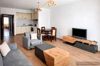 Тристаен апартамент в Кършияка, Пловдив с асансьор
