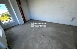 Едностаен апартамент с голяма тераса и панорамна гледка в Кючук Париж, Пловдив
