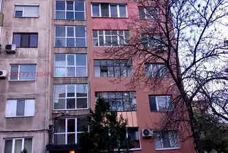 Апартамент 2-стаен в Кючук Париж, Пловдив с междуетажно помещение