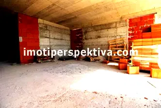 Тристаен апартамент с тераса в Кючук Париж, Пловдив