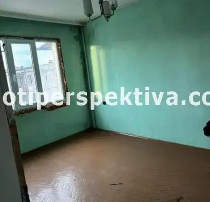 Снимка 3 — Тристаен апартамент с тераса в Кючук Париж, Пловдив