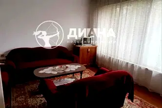Тристаен апартамент в Кючук Париж с две тераси до НАП Пловдив